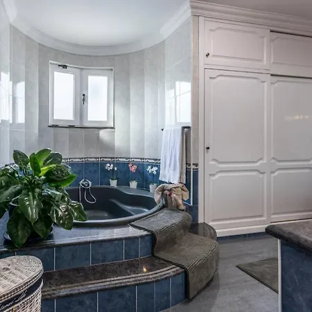 Casa Portuguesa Βίλα *