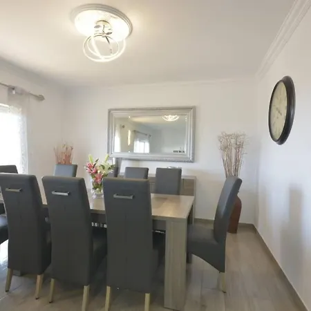 Casa Portuguesa Tahiche